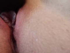 Клитор пульсирует и кончает на камеру. Громко стонет. - Screenshot 15 of 16 - Toys