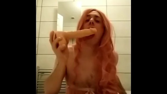 Sissy Alicia Practicing Deepthroat Blowjob - Pornhub Gay