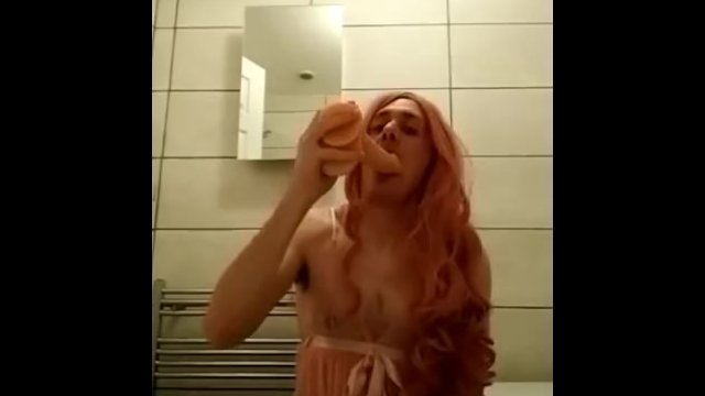 Sissy Alicia Practicing Deepthroat Blowjob - Pornhub Gay