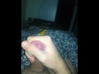 Cumming in my Bed before Falling, had to be Quiet