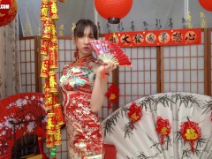 AB079 新春特辑-人体春联挠痒射精(中英字幕)恋足.挠痒.颜面骑乘.射精.旗袍.丝袜 3/16