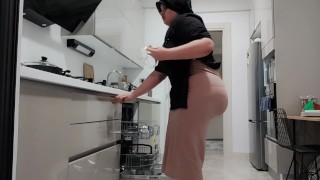 my dick got hard when i saw my stepmom's big ass