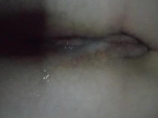 Делю постель со сводной тетей (огромный кремпай)