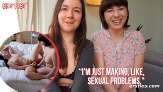 Ersties: Kriss & Leah haben lesbischen Spaß mit Schlagsahne