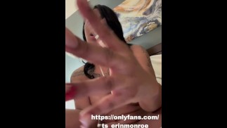 FaceTime соло с Эрин Монро