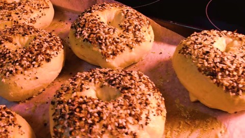 Jerk off while loving my Homemade warm bagels
