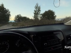 Я её подвез, и развел на секс в машине - Screenshot 3 of 16 - Car