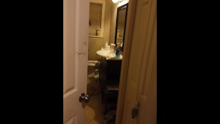 Filmado en el baño parte2