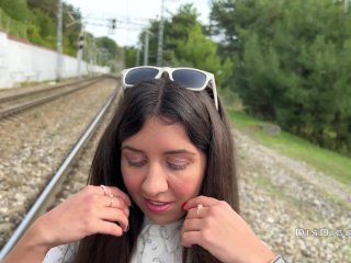 Экстремальный публичный секс на рельсах , нас поймали рабочие, но мы продолжили трахаться