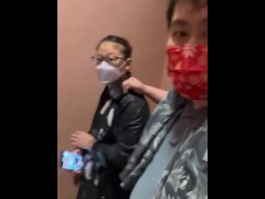 香港年輕夫婦自拍街外露出影片 - Screenshot 13 of 16 - Romantic Sex