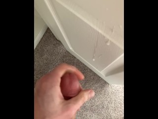 Большая нагрузка на дверцу шкафа
