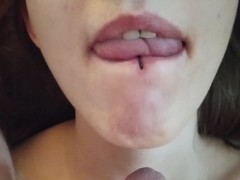 Заглотила яйца по самые гланды - Screenshot 6 of 16 - Petite