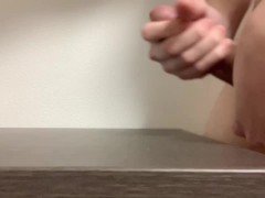 [射精]ピュッピュと太いチンポから射精！めっちゃ飛んだw[デカチン] - Screenshot 10 of 16 - Big Penis