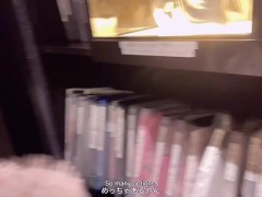 電車で制服姿の彼女と濃厚えっち こっそり触り合いながら丸見えセックスでイキすぎる素人カップル　日本人 コスプレ 手マン クンニ 立ちバック 連続絶頂 アクメ 野外露出 えむゆみカップル - Screenshot 2 of 16 - すごい セックス