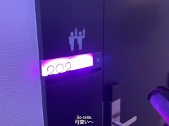 電車で制服姿の彼女と濃厚えっち こっそり触り合いながら丸見えセックスでイキすぎる素人カップル　日本人 コスプレ 手マン クンニ 立ちバック 連続絶頂 アクメ 野外露出 えむゆみカップル - Screenshot 5 of 16 - Japanese Cosplay