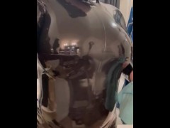 Latex shining - Screenshot 16 of 16 - Latex Catsuit