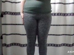 I just can't resist wetting my leggings