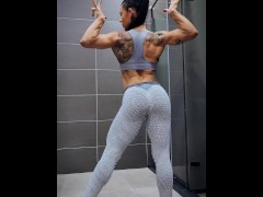 After workout flex at the gym - Screenshot 11 of 16 - Girls Flexing Biceps