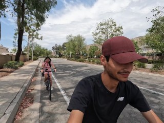 Casal Vai Andar De Bicicleta Em Cogumelos Pela Primeira Vez .. Vlog De Sexo