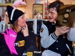 Unboxing a Mistery Box from... PORNHUB?!?!?!?!?!?!?!? Fucktotum - Alan Hardyman - Sweetyrabbit