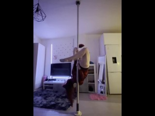 Sexy ass pole dancing for my bae🥰