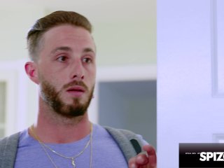 Big Booty Blonde With Huge Tits Savannah Bond