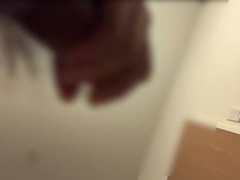 下から撮ったペニスをシコシコ最後はぶっかけ - Screenshot 3 of 16 - Masturbation