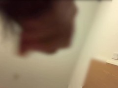 下から撮ったペニスをシコシコ最後はぶっかけ - Screenshot 8 of 16 - Masturbation