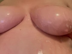 Boobs - Screenshot 8 of 16 - Bubble Bath