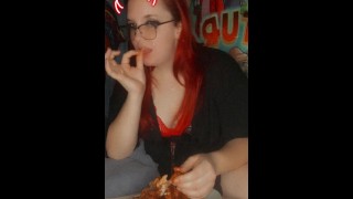 Cum for Me Baby in 5...4...3... Hot MILF eats wings while instructing you to CUM HARD.