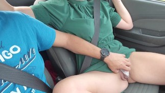 Tinder date сосет член, это не Tesla и у него нет автопилота