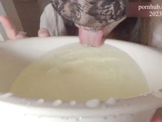 pee drinking, fetish, 剃光猫, kawaii japanese