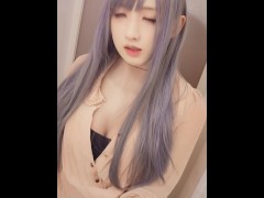 【個撮】男の娘がカメラに股間をスリスリしてからオナニーする動画