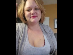 Couple puffs and some coffee with a sexy bitch - Screenshot 8 of 16 - Smoking Milf