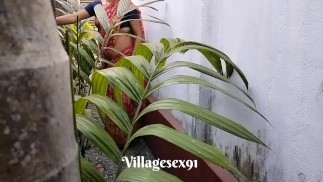 Hausgarten Clining Time Sex Eine Bengalische Frau Mit Sari Im Freien (Offizielles Video Von villagesex91)