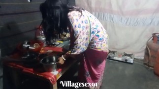 Секс жены с Kitchen (Официальное видео от villagesex91)