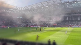 Défi Inconnu Stade De Foot - Je Vide Les Couilles D'un Supporter ...