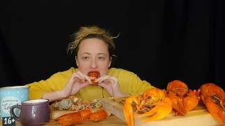 мукбанг асмр РАКИ Аппетитные красные штучки!