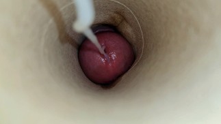 Lutsche meinen Schwanz und schlucke eine große Ladung klebrigen Spermas POV