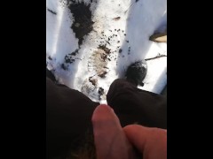 Having a wee - Screenshot 16 of 16 - Peeing Outside