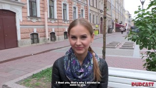 Dud Cast - Porn agent nicely fucks newcomer