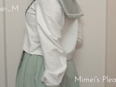 【素人】エッチな匂いする？♡ むちむちボディな制服美少女のパンチラ＆生脱ぎ♡ 汚れたクロッチとおしりを見せつけ、顔面にパンティを被せちゃう…！【個人撮影】 2/16