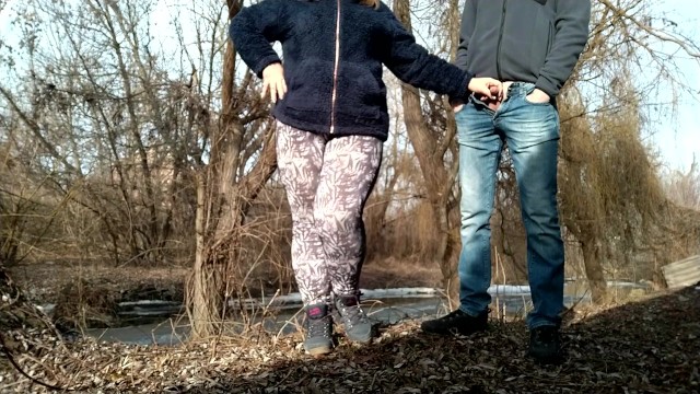 Свекровь сосет член на природе как пылесос