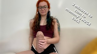у вас есть 3 минуты, чтобы кончить на огромный член мамы - полное видео на Veggiebabyy Manyvids