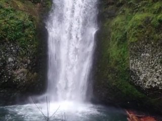 sfw, public, waterfall, lesbo