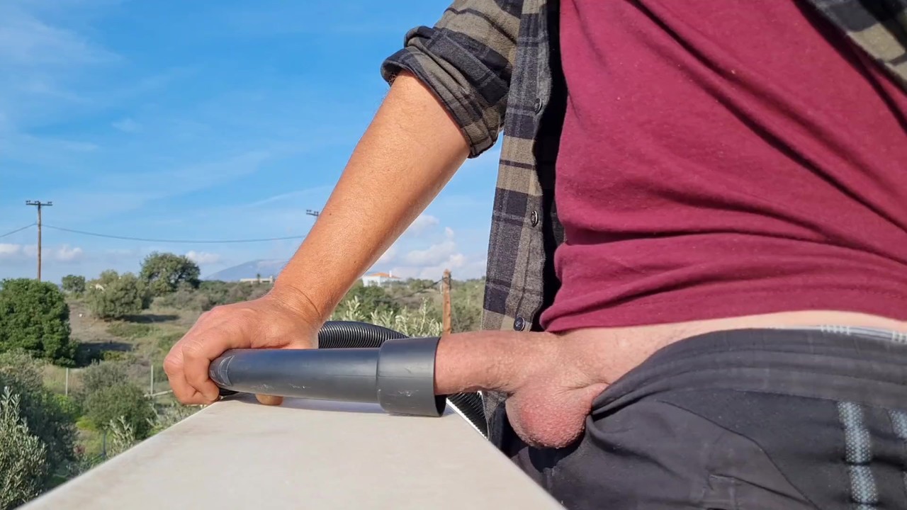 When my girlfriend doesnt feel like sucking my dick the vacuum cleaner  gives a great blowjob