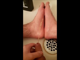用小便洗脚
