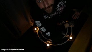 Tu as passé un accord avec le diable et maintenant il est temps de payer !