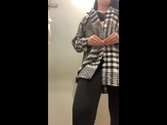 Dressing off and masturbating in crowdy clothes store! - Screenshot 3 of 16 - Petite