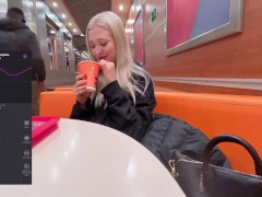 МОЙ ДРУГ УПРАВЛЯЕТ МОИМ ВИБРАТОРОМ LUSH В ОБЩЕСТВЕННОМ МЕСТЕ - Screenshot 3 of 16 - Funny Porn